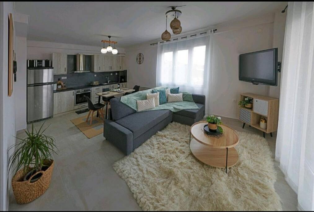 Neohoropoulo Lazou Apartment